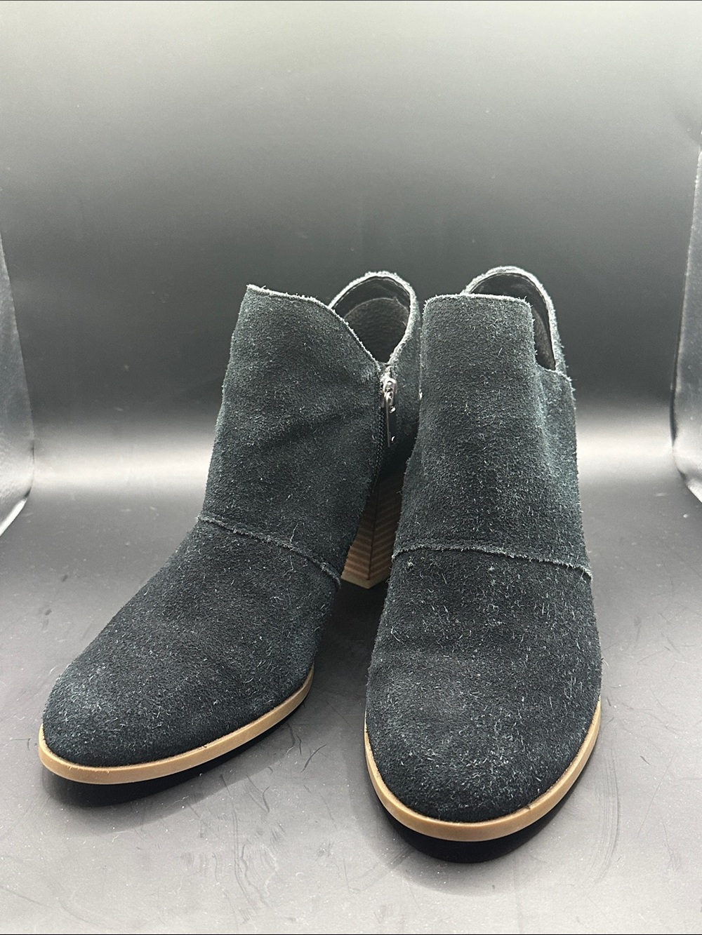 KOOLABURRA BY UGG, Black Suede Ankle Booties Stacked Heel 8 1/2